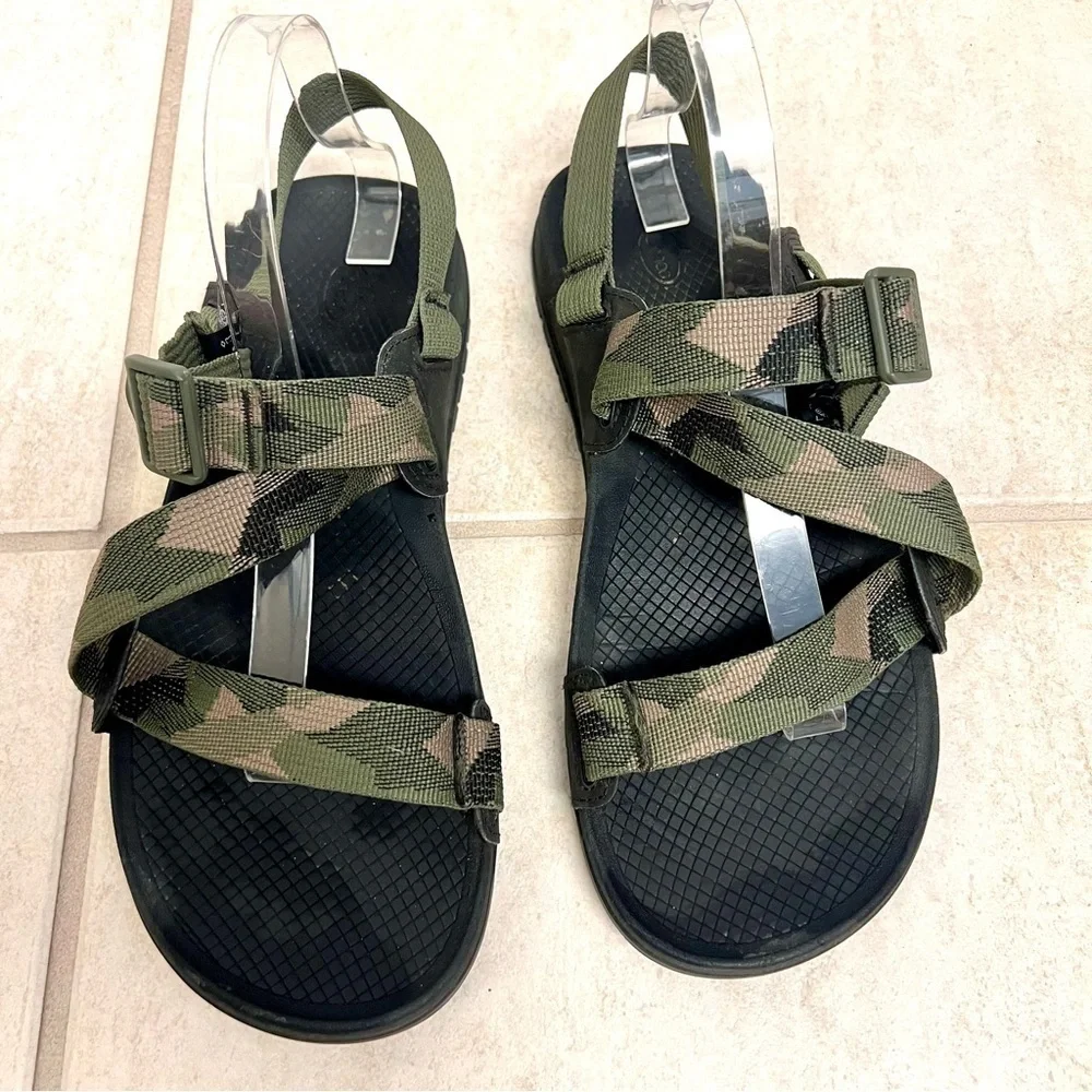 Chaco Men's Z/cloud Lowdown sport Sandal camo comfy hiking military size 11